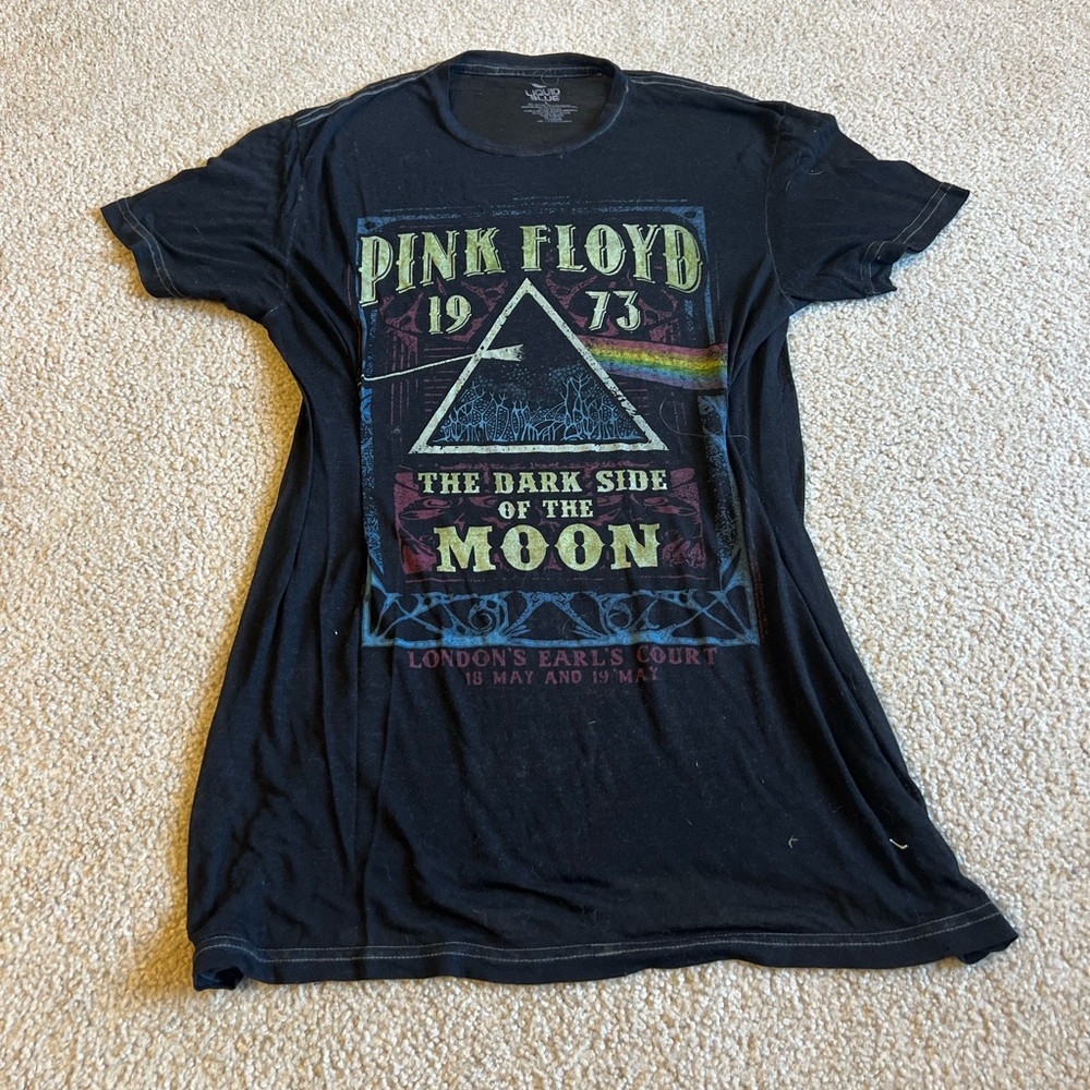 Liquid Blue Black Pink Floyd Graphic Tee